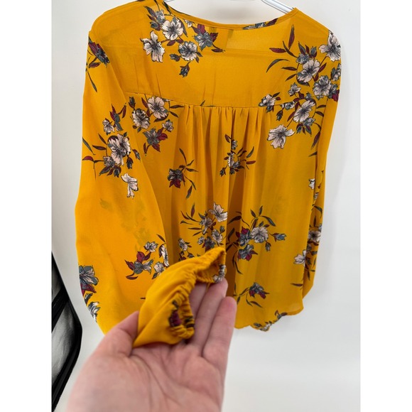 Torrid Womens Mustard Yellow Floral Keyhole Long Sleeve Blouse Top Size 1 - Picture 5 of 6